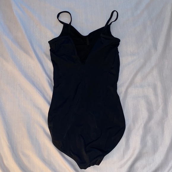 Small black pinch front “Balera” leotard - Picture 3 of 3
